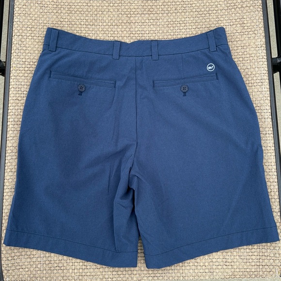 Vineyard Vines Other - Mens NWOT vineyard vines, 7 inch performance breaker shorts size 30.